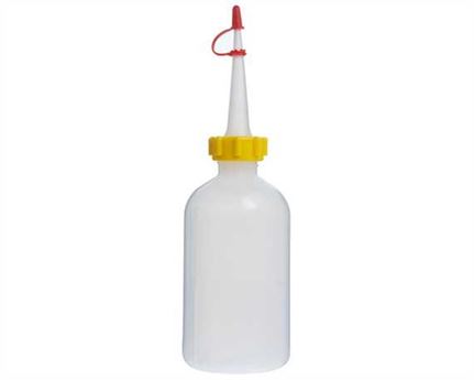 PLASTIC BOTTLE (GOTZ) WITH NOZZLE
