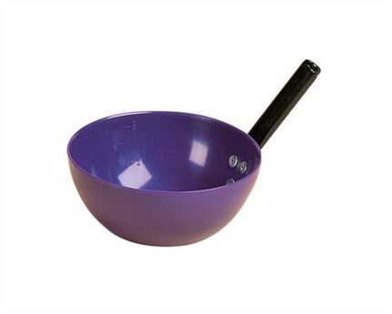 STUBBS PLASTIC FEED SCOOP PURPLE