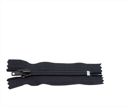 ZIP CLOSED END #5 NYLON COIL BLACK 24 CM