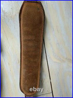 Vintage AA&E LeatherCraft Bear Scene Rifle/Shotgun Sling Gun Strap Padded